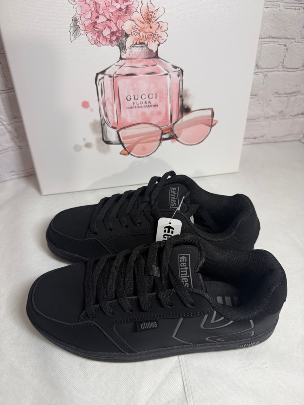 Women’s Size 8/Y6.5 Etnies Skater Shoes Low-Top Black New in Box
